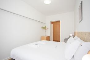 Liiiving - Light Trendy Apartment