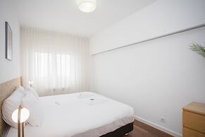 Liiiving - Light Trendy Apartment