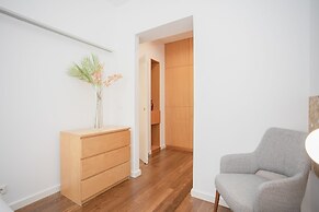 Liiiving - Light Trendy Apartment