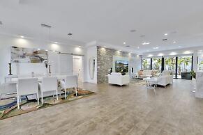 Lynora's Luxe Estate Modern Design