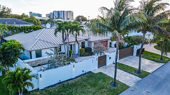 Lynora's Luxe Estate Modern Design