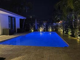 Lynora's Luxe Estate Modern Design