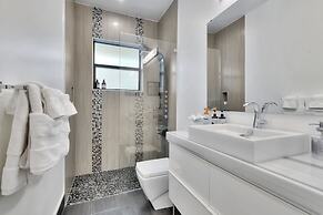 Lynora's Luxe Estate Modern Design