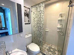 Zcape1 Condo by Lofty