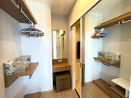 Zcape2 apartment by Lofty