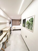 Arpoar Suites By Day By Day