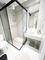 Arpoar Suites By Day By Day