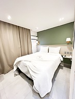 Arpoar Suites By Day By Day