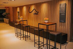 Urban 750 By Day by Day