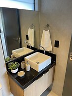 Urban 750 By Day by Day