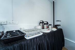 Treebo West Fort Divine