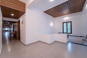 Treebo West Fort Divine