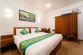 Treebo West Fort Divine