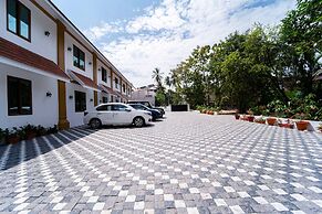 Treebo West Fort Divine