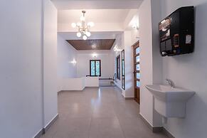 Treebo West Fort Divine