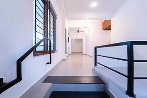 Treebo West Fort Divine