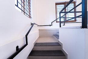 Treebo West Fort Divine