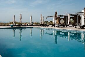 Evripus Suites Hotel