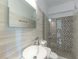 Evripus Suites Hotel