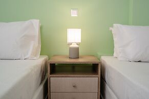 Evripus Suites Hotel