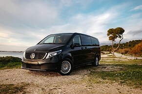 Evripus Suites Hotel