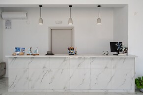 Evripus Suites Hotel