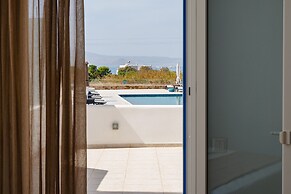 Evripus Suites Hotel