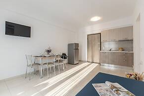 Evripus Suites Hotel