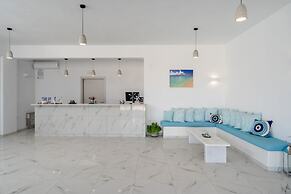 Evripus Suites Hotel