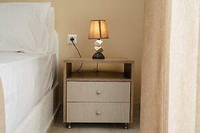 Evripus Suites Hotel