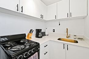 Sunshine Shores Boutique Apartments