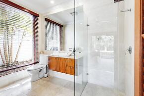 Lux Tropical Haven Mooloolaba Moonda5