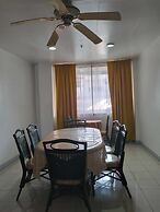 BACOLOD KING'S HOTEL