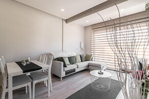 Central Studio w Balcony 10 min to Lara Beach