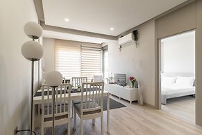 Central Studio w Balcony 10 min to Lara Beach