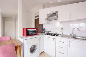 Flat 7 min to Coast in Suadiye