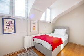 Flat 7 min to Coast in Suadiye