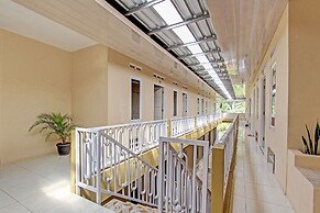 OYO Life 93034 Ayri Home