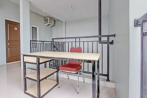 OYO Life 93034 Ayri Home