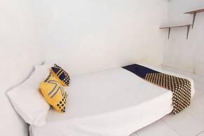 OYO Life 93153 Kos Jenggala