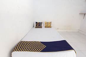 OYO Life 93153 Kos Jenggala