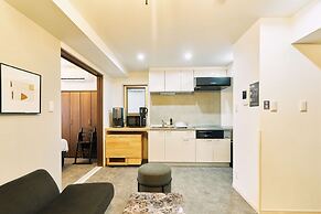 B/C APARTMENT Asakusa Hanazono Dori Hotel with Rental Car and Sauna