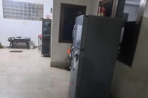 OYO Life 93160 Kost Jenny Karawang