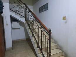 OYO Life 93160 Kost Jenny Karawang