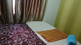 OYO Life 93139 Apartemen Grand Sentraland By Evi