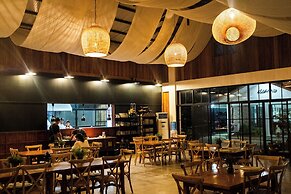 La Joya Farm Resort & Spa