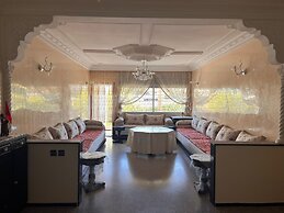 Beautiful 2-bed Apartment in Rabat Hay Riad