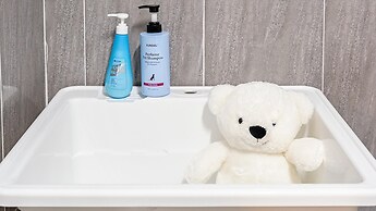 Anmyeondo Town 1967 Dog Pool Villa