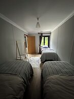 Mariposa Luxury House