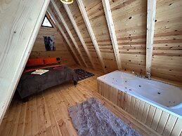 Mariposa Luxury House